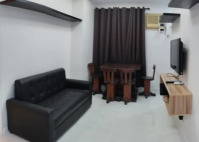 Dizon Staycation Aparthotel *